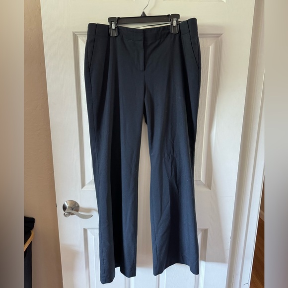 J. Crew Pinstripe City Fit‎ Pants Size 6 - Picture 1 of 9